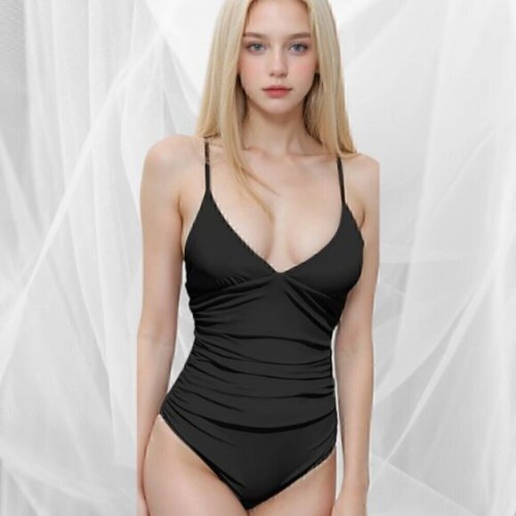 119.🆕 Med Cupshe Black One-Piece V Neck Swim Suit NWT - Picture 1 of 6